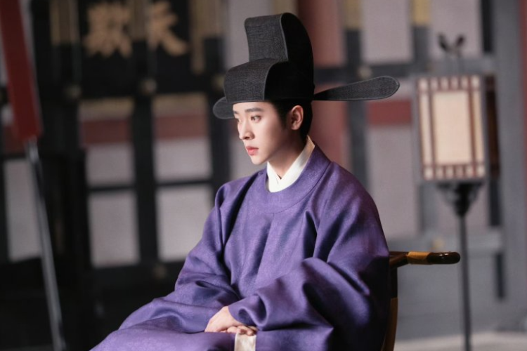 Nonton Drama China The First Jasmine (2026) Episode 22-23 Subtitle Indonesia, Pada Awalnya Mencurigai Motif Ye Li
