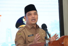 Profil dan Biodata Ria Norsan Gubernur Kalbar yang Sebut Lahan Hutan Sengaja Dibakar Untuk Buka Pertanian